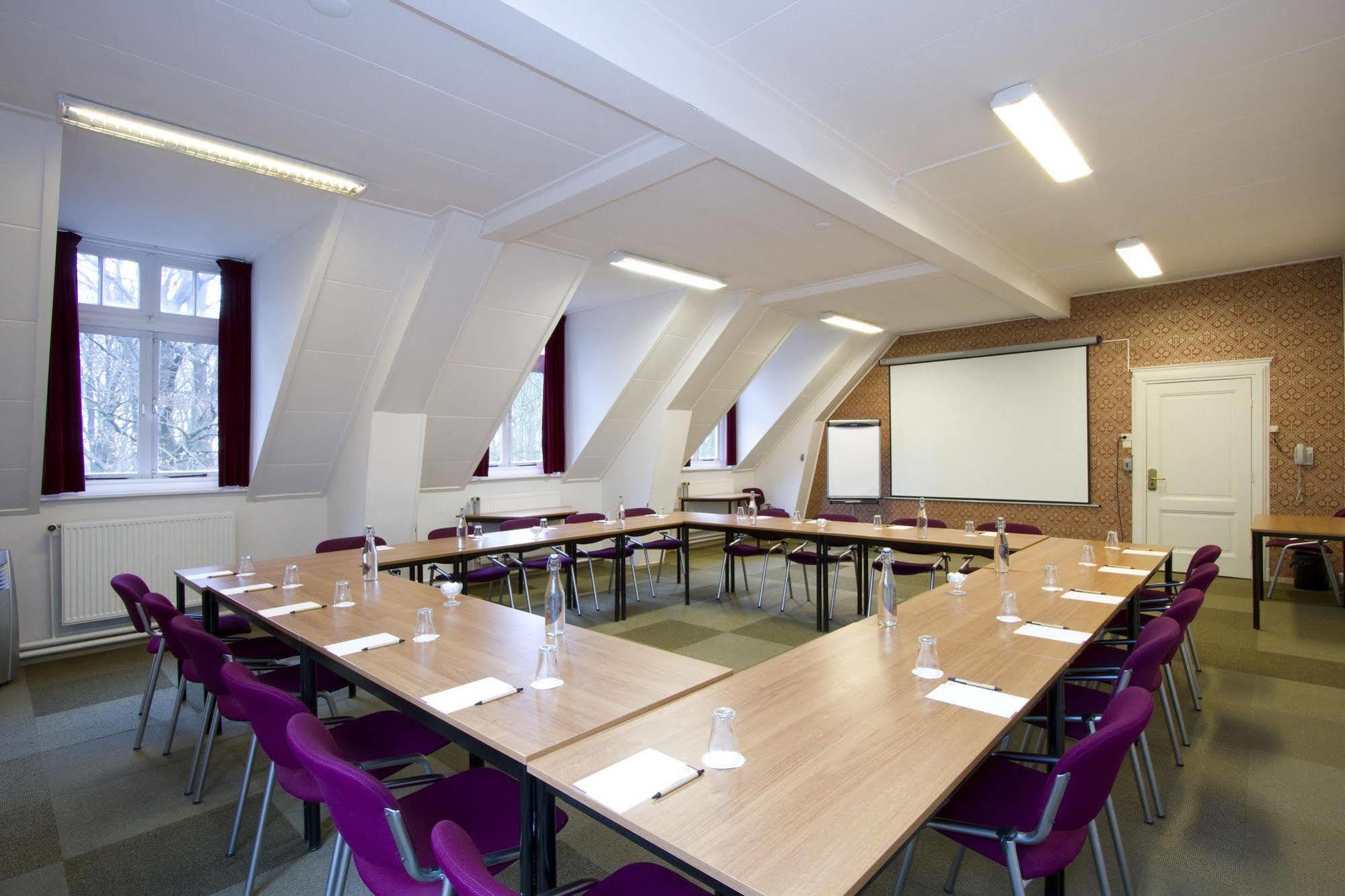 Hotel Conferentiecentrum Bovendonk 3*